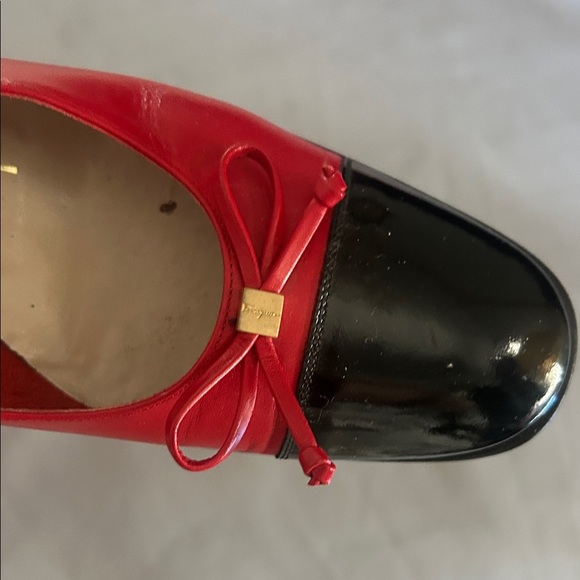 Salvatore Ferragamo Red and Black Flats - Picture 11 of 12